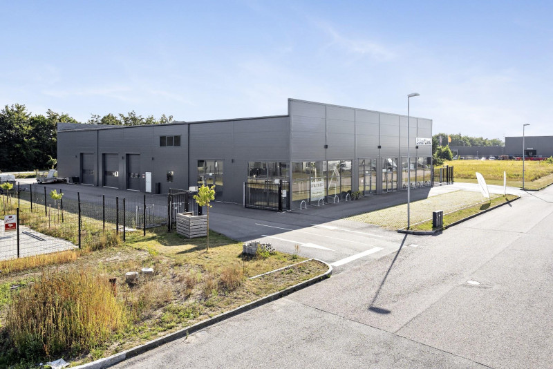 SE002666 PETER ELMVIK HALL 2